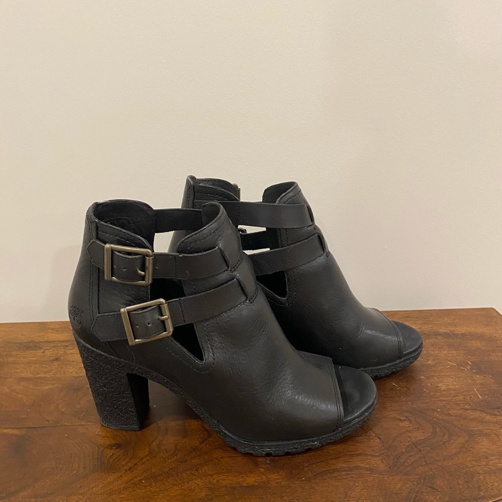 Timberland Glancy EK peep toe booties (like new)